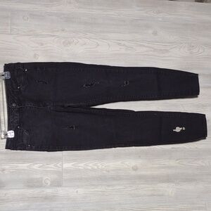 ✴️3 for $15: Distressed Black Jeans